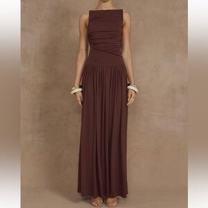 RUNAWAY THE LABEL
NALLA MAXI DRESS - BROWN
